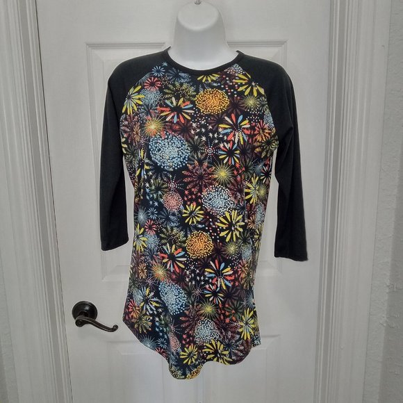 LulaRoe Shirt - Picture 5 of 10